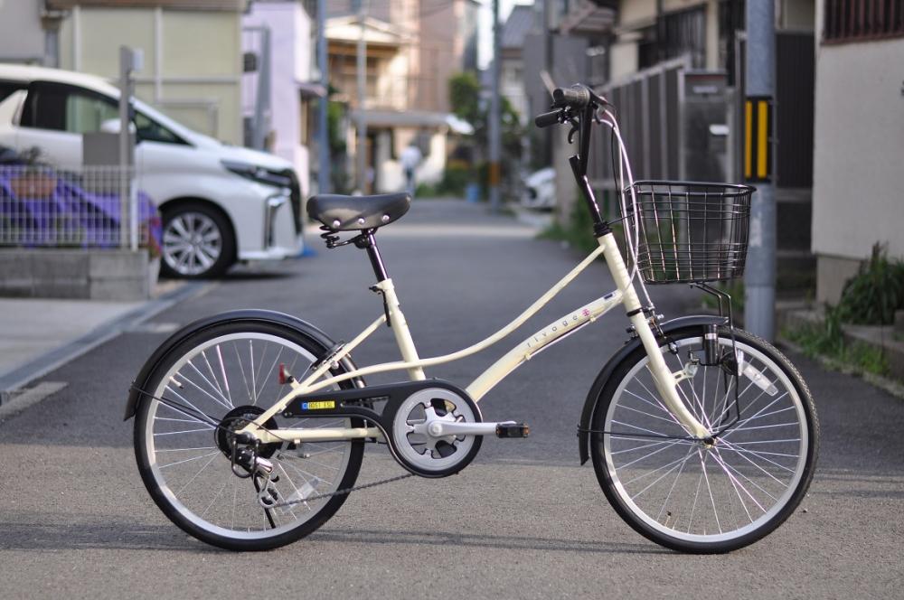 一般自転車】リバージュストリート☆外装6段変速付き  Welby 