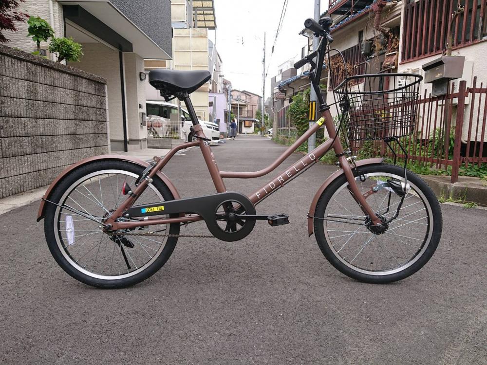 一般自転車 フィオレオ オートライト仕様 Welby ウェルビー サイクルショップカンザキ菅原本店 大阪のロードバイク クロスバイク等の 自転車屋