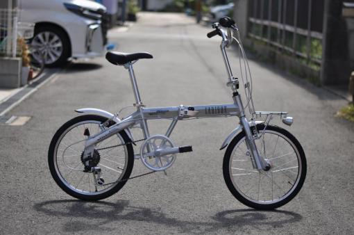 【一般自転車】カリブーライト・オートライト　外装6段変速付き　(折り畳み20インチ)